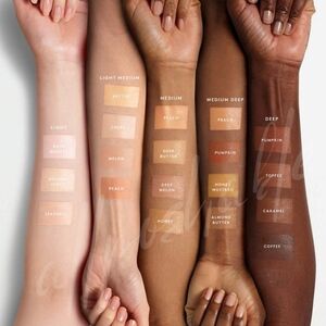 Fenty Beauty Bright Fix Eye Brightener - Pumpkin